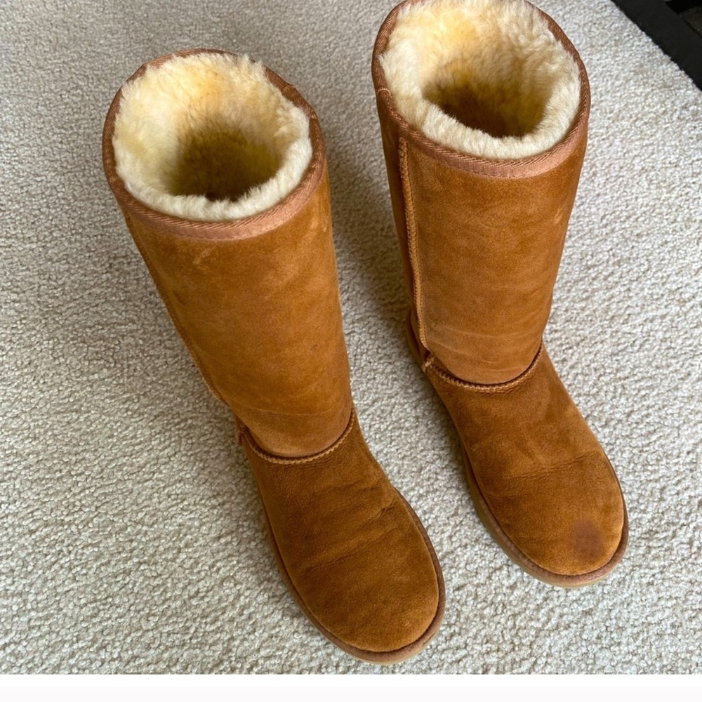 UGG Chestnut Suede Tall Boots. Women’s size 7. GUC - Picture 14 of 16